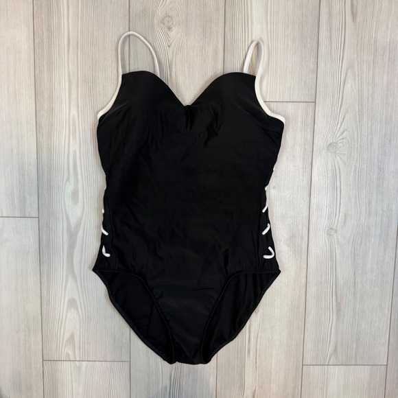 Shape fx Swim Other - Shape fx 12T Swim Black One Piece Swimsuit White Trim Lace Up Sides Padded